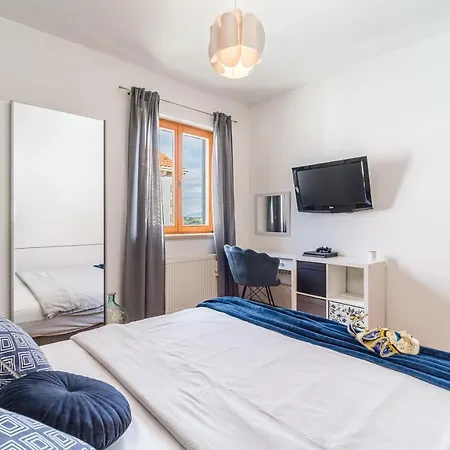 Barbara Guest house