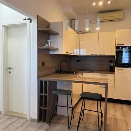 Barbara 招待所 3*