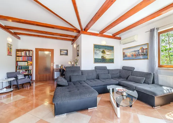 Barbara Gostinjska kuća 3*